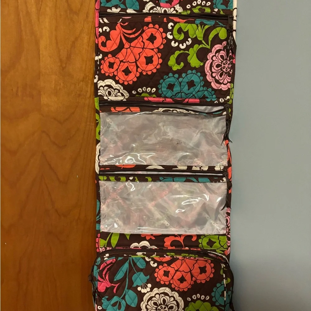 Vera Bradley Hanging Travel Cosmetic/Toiletry Bag-Like New